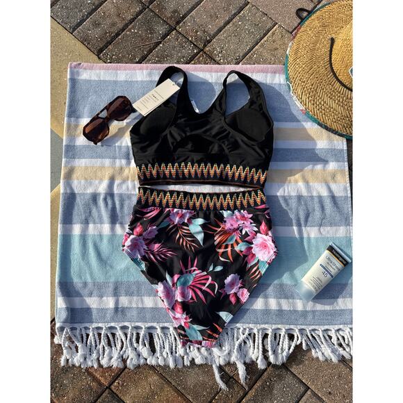 NWT, Women, High Waist Bikini Set, Black and Floral, Sz M - Picture 3 of 11